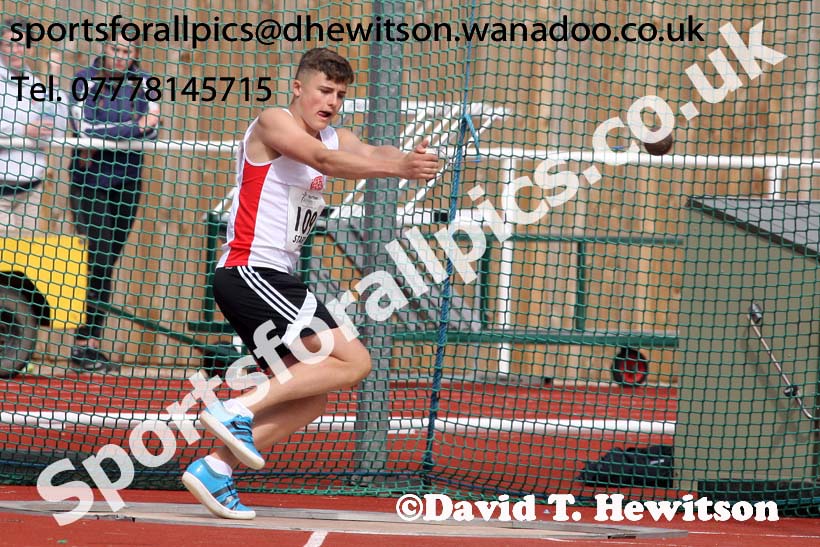 Boys under-15s hammer, Northern Under-13s, U-15s and 17s Championships. Photo: David T. Hewitson/Sports for All Pics